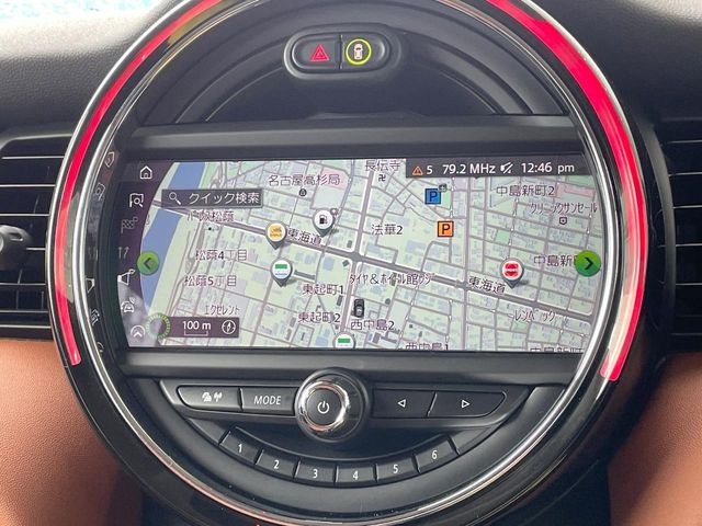 �������i�r:��̊��̂���i�r�́A����������ԓ������o���Ă���܂��B�I�[�f�B�I�@�\���[�����Ă���܂��̂ŁA�^�]�����y���߂܂���