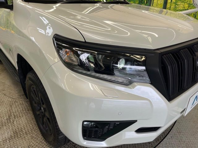 �yLED�w�b�h���C�g�z���V����ԑ��s�����ǍD�Ȏ��E���m�ۂ����S���ĉ^�]�ł��鍂�P�xLED�w�b�h���C�g�𑕔�!�_�����x�������A����d�͂��}�����Ă��܂��B