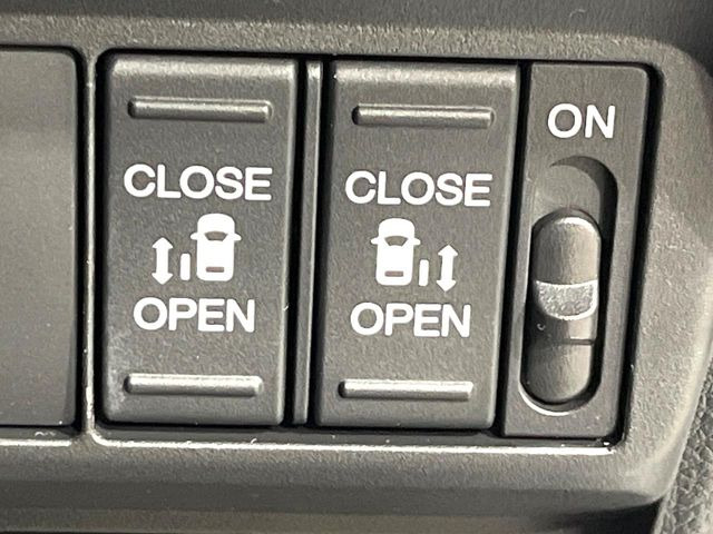 フリード1.5 e:HEV クロスター