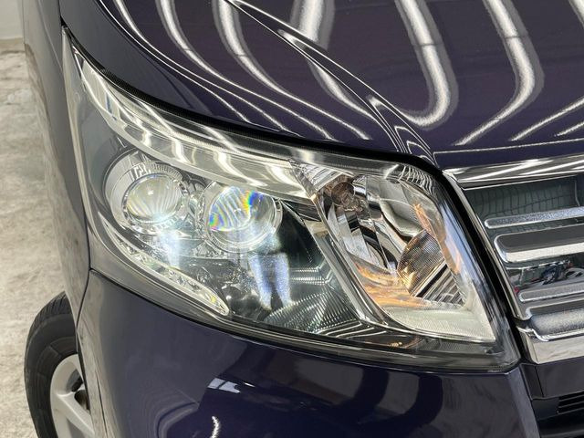 �yLED�w�b�h���C�g�z���V����ԑ��s�����ǍD�Ȏ��E���m�ۂ����S���ĉ^�]�ł��鍂�P�xLED�w�b�h���C�g�𑕔�!�_�����x�������A����d�͂��}�����Ă��܂��B