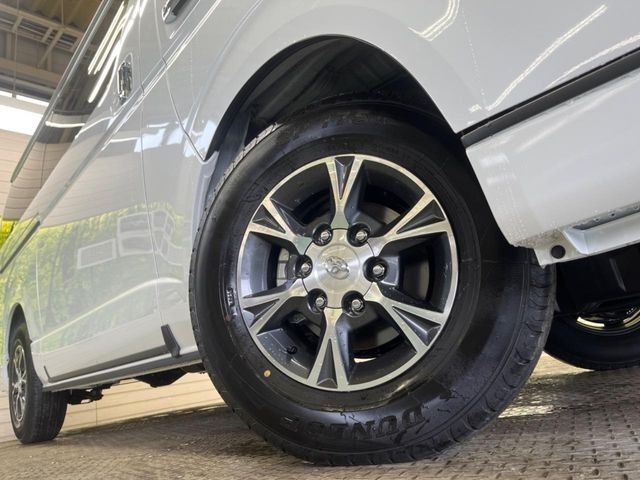 �y�����I�v�V����15�C���`�A���~�z�C�[���z�����I�v�V�����z�C�[���𑕒��B���s���\�̌���ɉ����A�O�ς����X�^�C���b�V���ɂȂ��Ă��܂��B