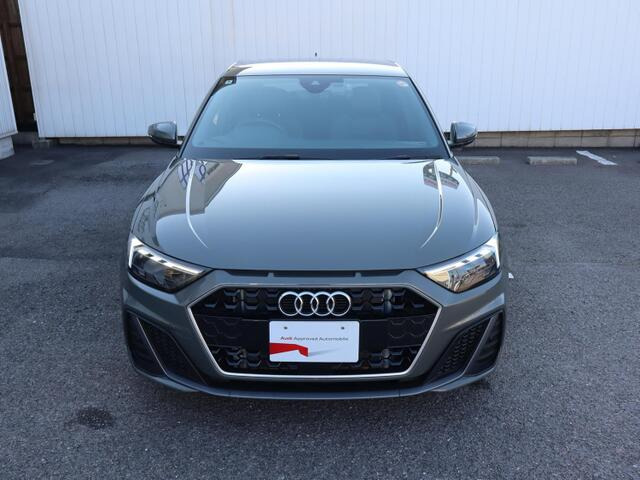 A1スポーツバック35 TFSI Sライン