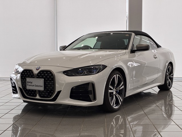 4シリーズカブリオレM440i Xドライブ 4WD