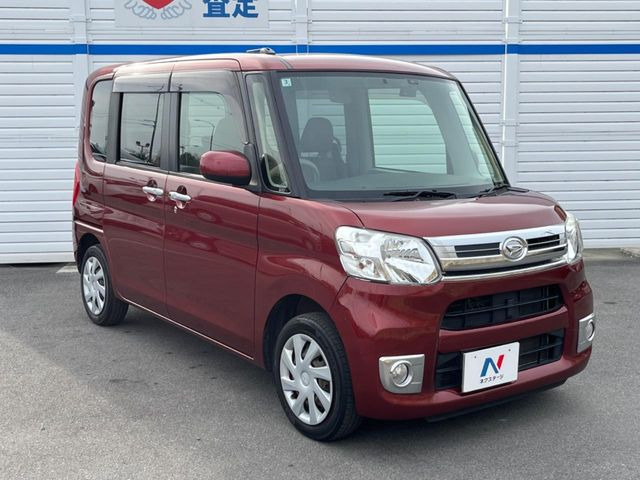 高透明度のガラス皮膜で撥水はもちろん、上質なツヤ・光沢を実現。紫外線や酸性雨から大切な愛車を保護し、色あせ・劣化を防止。「弾スプラッシュコート」、「弾プリミッサコート」からお選びいただけます。