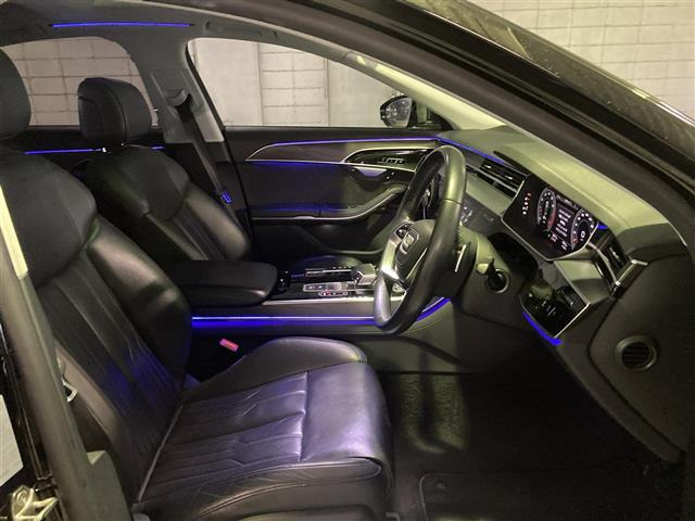 A855 TFSI クワトロ 4WD