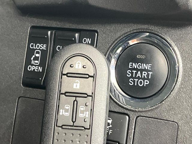 �y�L�[�t���[�V�X�e���z�J�o����|�P�b�g�ɓ��ꂽ�܂܂ł��h�A�̎{���E�������\�ȃX�}�[�g�L�[�𑕔��B�G���W���̃I���E�I�t�����J�M�����o���K�v����������Ƃ��Ă��֗��ł���