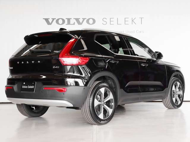 XC40ウルトラ B4 AWD 4WD