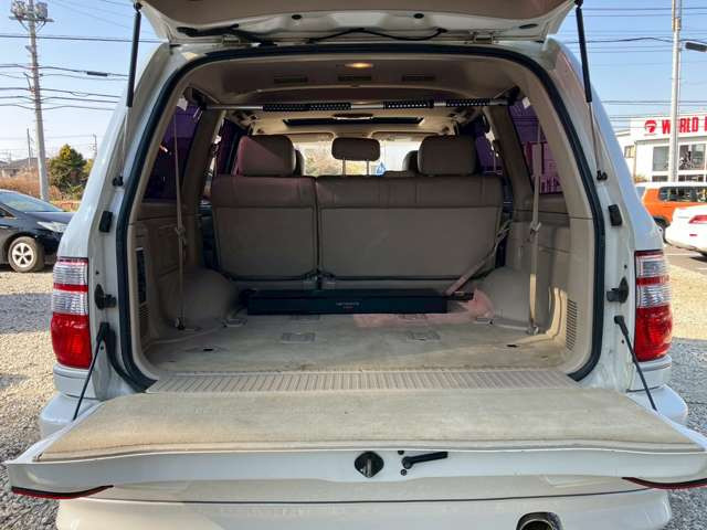 �C�ɂȂ邨�Ԃ�����܂�����E�̓d�b�ԍ����璼�ڂ��X�ɂ��₢���킹���������B�x�����@����ԗ����A��Ԃ܂łȂ�ł������������Ē����܂��B�X�^�b�t�ꓯ���A�����҂����Ă���܂��B