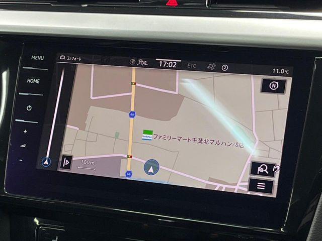 �������i�r:��̊��̂���i�r�́A����������ԓ������o���Ă���܂��B�I�[�f�B�I�@�\���[�����Ă���܂��̂ŁA�^�]�����y���߂܂���