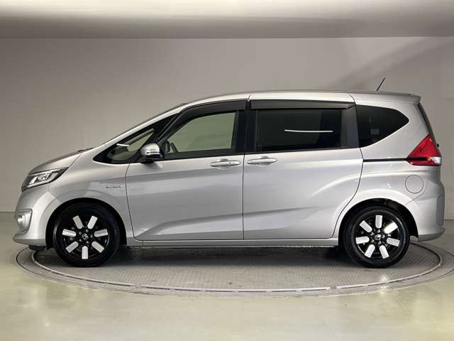 フリード1.5 ハイブリッド EX