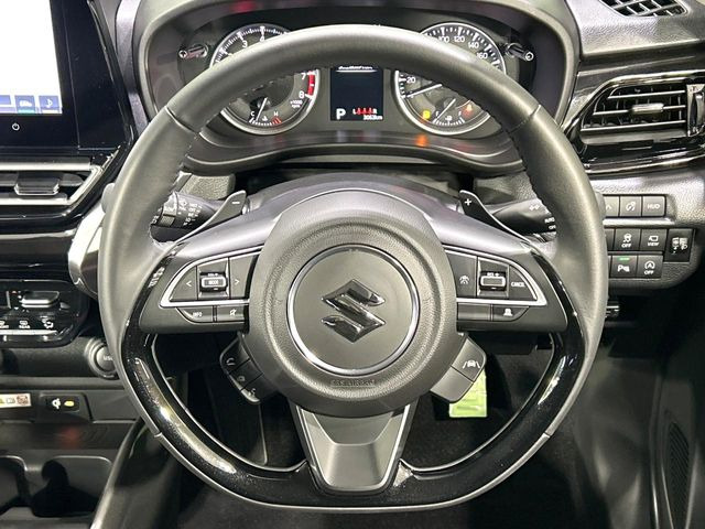 �y�����v�����X�e�A�����O�z�㎿�Ȋv���g�p���邱�ƂŁA��ɂ����������݂ƂĂ��^�]���₷���n���h���ł���