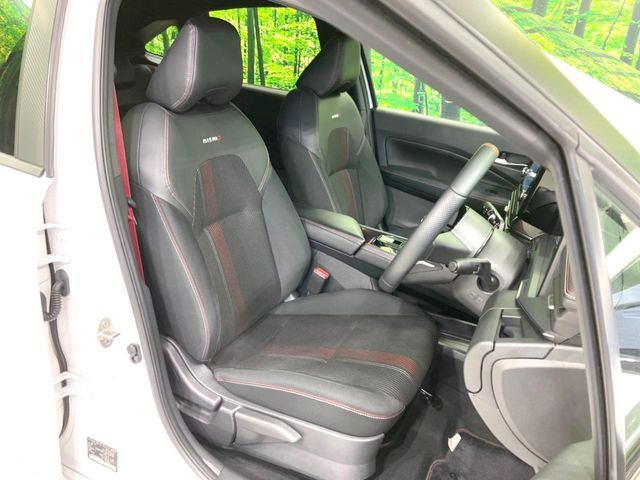 �y���烌�U�[�V�[�g�z����̂ӂ���肪�e�ՂŃ����e�i���X�����ȒP�ȁA�@�\���ɗD��鍇����v���̗p�����㎿�ȃV�[�g�ł��B����S�n���悭�A���������ӂ��S�n�ǂ��ԓ���Ԃ����o���Ă���܂��B