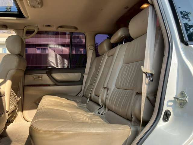 �C�ɂȂ邨�Ԃ�����܂�����E�̓d�b�ԍ����璼�ڂ��X�ɂ��₢���킹���������B�x�����@����ԗ����A��Ԃ܂łȂ�ł������������Ē����܂��B�X�^�b�t�ꓯ���A�����҂����Ă���܂��B