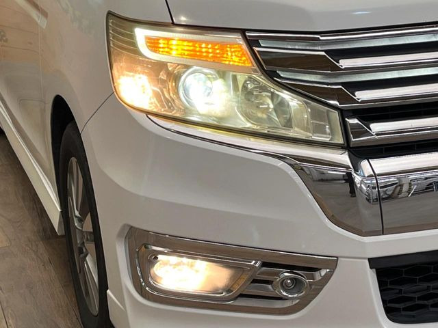 �yHID�w�b�h���C�g�z���ɖ��邭�O�����Ƃ炵�Ă����̂ŁA���V����Ԃ̑��s�������E�ǍD�ň��S���Ă���肢�������܂��B