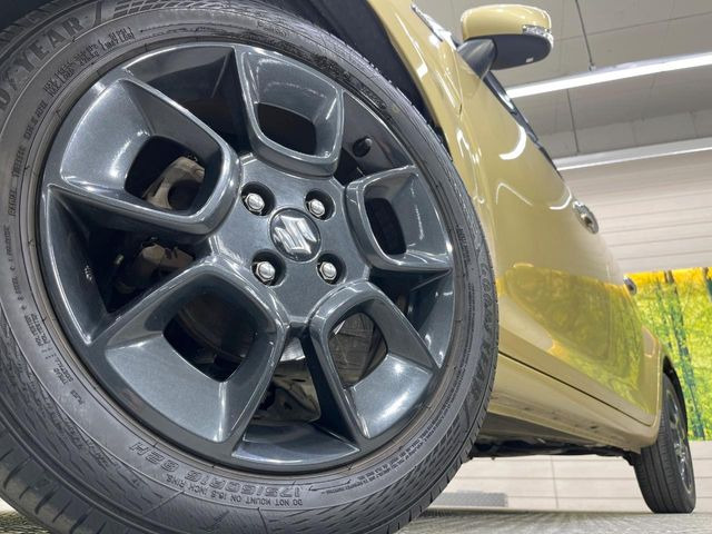 �y�����A���~�z�C�[���z�f�U�C�����̍��������A���~�z�C�[���𑕒����Ă���܂��B�e��ЊO�A���~�z�C�[����A�X�^�b�h���X�^�C�����戵�����Ă���܂��B���񂲑��k����������