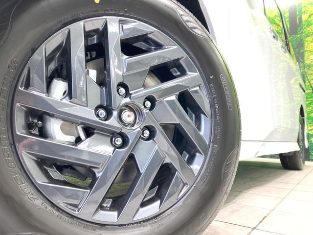 �y����16�C���`�A���~�z�C�[���z�O�ςɃ}�b�`���������A���~�z�C�[���𑕒����Ă���܂��B�e��ЊO�A���~�z�C�[����A�X�^�b�h���X�^�C�����戵�����Ă���܂��B���񂲑��k����������