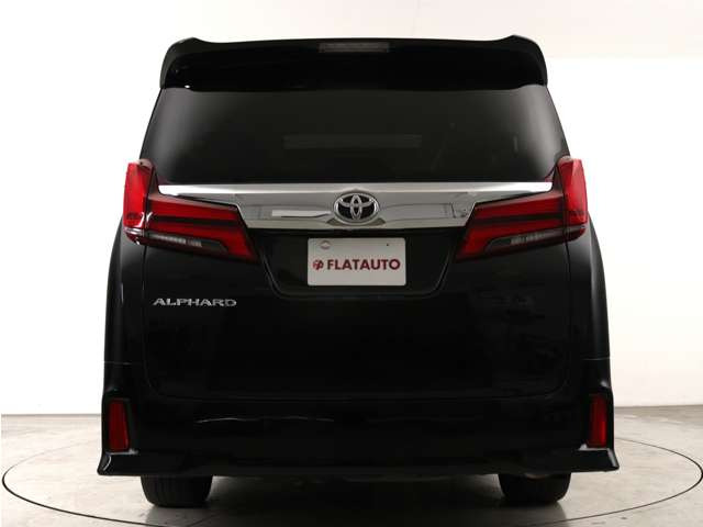 前後ドライブレコーダーもお取り付けできます!安心安全なカーライフには必需品ですね!