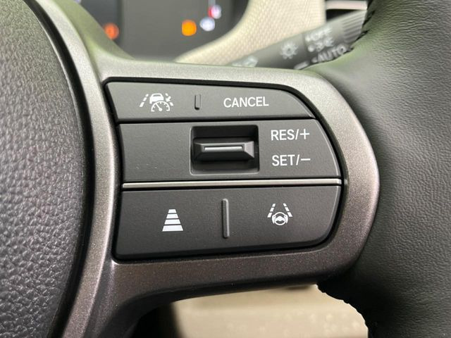 �y�A�_�v�e�B�u�N���[�Y�R���g���[���z�������H�ł̒��������s���y��!!�����ő��x��ۂN���[�Y�R���g���[�����A�Փˌy���V�X�e���ƘA�g���A�O���̎ԗ������m���ĎԊԂ�ۂ悤�ɑ��x���߂��Ă���܂�!!