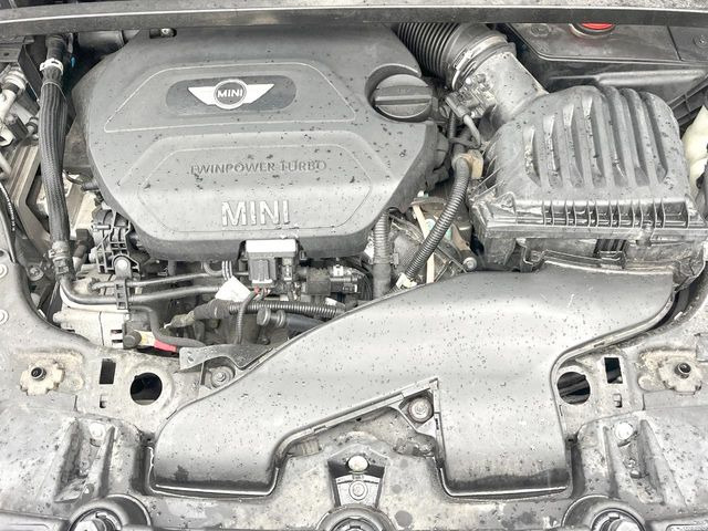 �����X�ł́A�e���[�J�[�̐�p�f�f�e�X�^�[�𓱓��B���Ǝ��i�����e�N�j�J���X�^�b�t���풓���Ă���܂��̂ŁA������̍ۂɂ����S���Ă����p���������܂��B