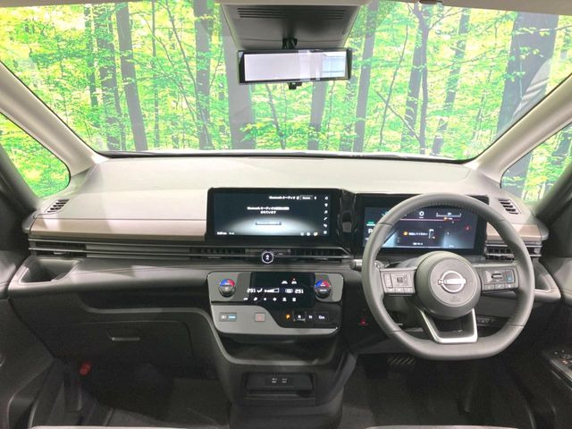 セレナ1.4 e-POWER ハイウェイスターV