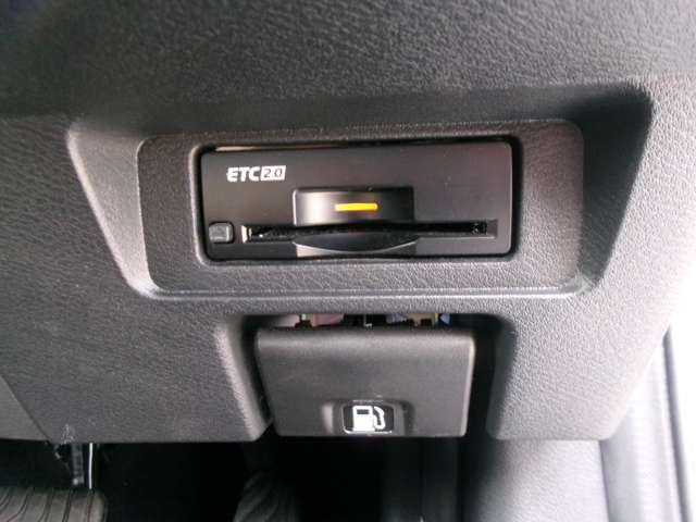 ノートオーラ1.2 G レザーエディション