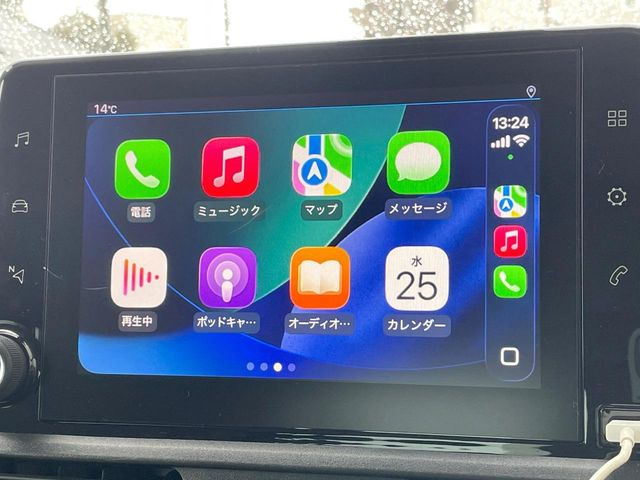 ��Apple Car Play:�X�}�z�Ƃ̗L���ڑ��ŁA�i�r�E�I�[�f�B�I�Đ��ȂǃX�}�z�̃A�v���@�\����ʂł��g����֗��@�\�ł�!