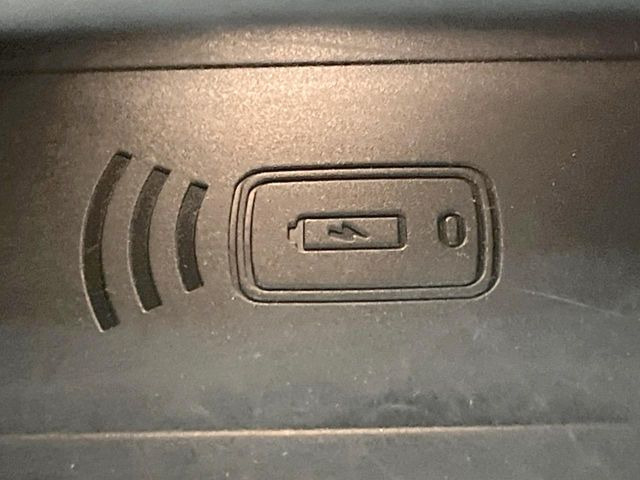 ���u�������[�d:�Ή��X�}�[�g�t�H����u�������Ń��C�����X�ł̏[�d���\�ł�!