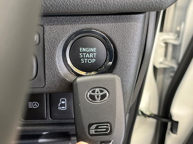 �y�X�}�[�g�L�[�z�J�o����|�P�b�g�ɓ��ꂽ�܂܂ł��h�A�̎{���E�������\�ȃX�}�[�g�L�[�𑕔��B�G���W���̃I���E�I�t�����J�M�����o���K�v����������Ƃ��Ă��֗��ł���