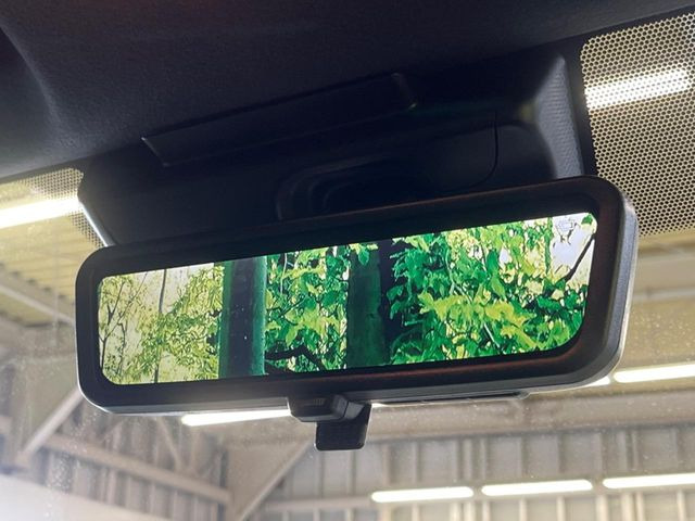 �y�f�W�^���C���i�[�~���[�z��Ȃ̑傫�ȉו��⓯��҂Ō�����m�F���Â炢���ł����S!�J�������B�e�����ԗ�����̉f�������[���~���[���ɕ\���B�N���A�Ȏ��E�ŏ󋵂̊m�F���\�ł�!