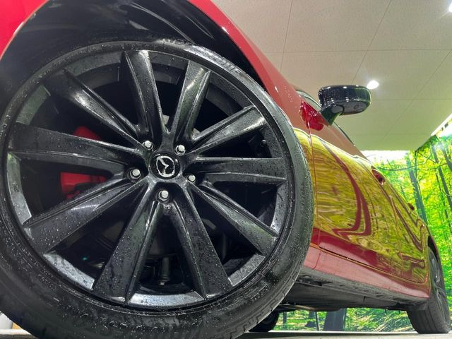 �y����19�C���`�A���~�z�C�[���z�O�ςɃ}�b�`���������A���~�z�C�[���𑕒����Ă���܂��B�e��ЊO�A���~�z�C�[����A�X�^�b�h���X�^�C�����戵�����Ă���܂��B���񂲑��k����������