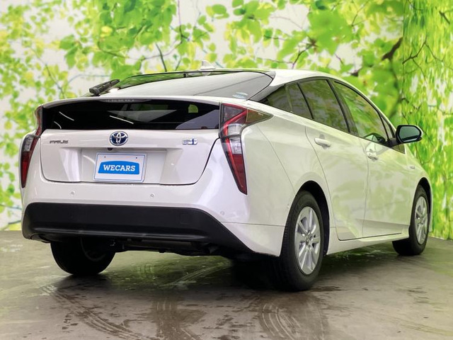 プリウス1.8 S セーフティ プラス