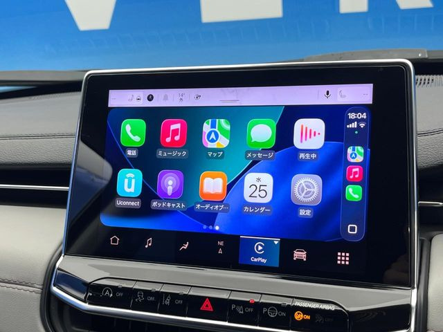 ��Apple Car Play:�X�}�z�Ƃ̗L���ڑ��ŁA�i�r�E�I�[�f�B�I�Đ��ȂǃX�}�z�̃A�v���@�\����ʂł��g����֗��@�\�ł�!