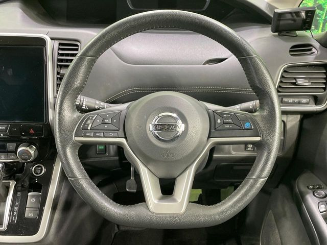 �y�X�e�A�����O�X�C�b�`�z�^�]���A�O������ڐ������炷���ƂȂ��A�I�[�f�B�I���̑��삪�\�ȕ֗��@�\!���S&���K�ȃh���C�u�����o���Ă���܂���