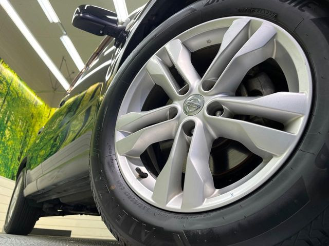 �y����17�C���`�A���~�z�C�[���z�O�ςɃ}�b�`���������A���~�z�C�[���𑕒����Ă���܂��B�e��ЊO�A���~�z�C�[����A�X�^�b�h���X�^�C�����戵�����Ă���܂��B���񂲑��k����������