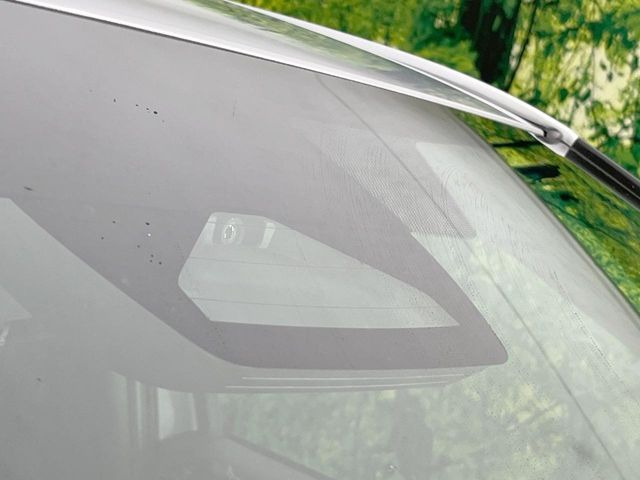 �y�g���^�Z�[�t�e�B�Z���X�z���s���ɑO���̎ԗ�����F�����A�Փ˂������Ȏ��͌x��ƃu���[�L�ŏՓˉ���Ɣ�Q�y�����A�V�X�g�B�����S�Ƀh���C�u�����y���݂��������܂��B