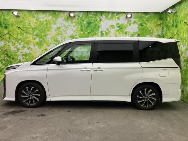 ヴォクシー1.8 ハイブリッド S-Z