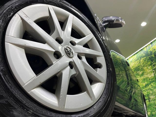 �y����16�C���`�A���~�z�C�[���z�O�ςɃ}�b�`���������A���~�z�C�[���𑕒����Ă���܂��B�e��ЊO�A���~�z�C�[����A�X�^�b�h���X�^�C�����戵�����Ă���܂��B���񂲑��k����������