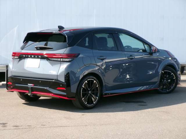 ノートオーラ1.2 NISMO チューンド e-POWER 4WD