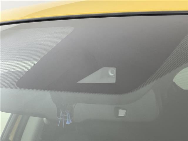 ジューク1.6 16GT FOUR パーソナライゼーション 4WD