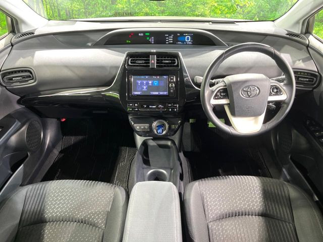 プリウス1.8 S セーフティ プラス