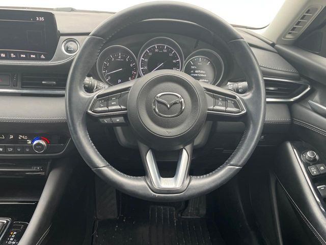 �y�����v�����X�e�A�����O�z�㎿�Ȋv���g�p���邱�ƂŁA��ɂ����������݂ƂĂ��^�]���₷���n���h���ł���