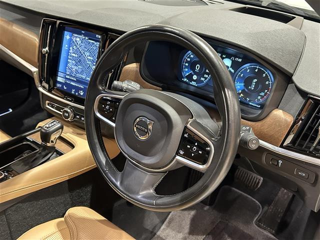 V90T6 AWD インスクリプション 4WD