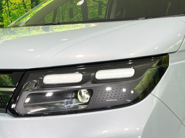 �yLED�w�b�h���C�g�z���V����ԑ��s�����ǍD�Ȏ��E���m�ۂ����S���ĉ^�]�ł��鍂�P�xLED�w�b�h���C�g�𑕔�!�_�����x�������A����d�͂��}�����Ă��܂��B