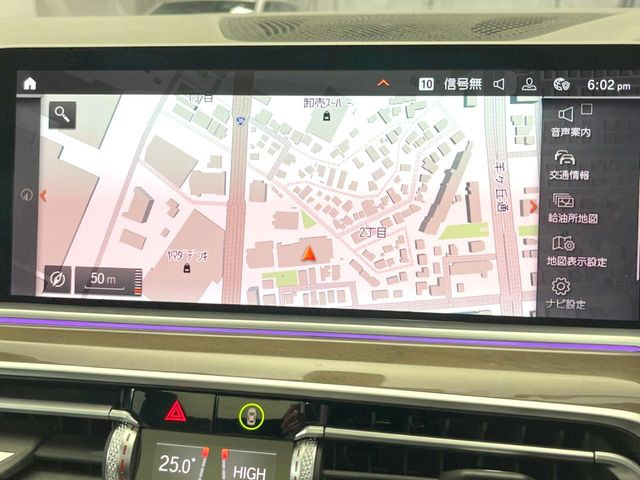 �������i�r:��̊��̂���i�r�́A����������ԓ������o���Ă���܂��BBluetooth�Đ��ȂǃI�[�f�B�I�@�\���[�����Ă���܂��̂ŁA�^�]�����y���߂܂���