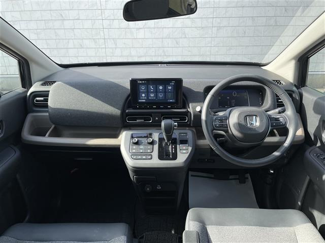 フリード1.5 e:HEV エアー EX