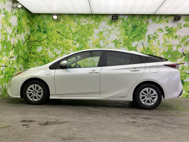 プリウス1.8 S セーフティ プラス