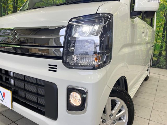 �yLED�w�b�h���C�g�z���V����ԑ��s�����ǍD�Ȏ��E���m�ۂ����S���ĉ^�]�ł��鍂�P�xLED�w�b�h���C�g�𑕔�!�_�����x�������A����d�͂��}�����Ă��܂��B