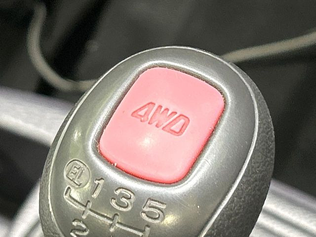 4WD�̂��Ԃł��̂ŁA�ᓹ�ł����S�ł���~��n�n��ɂ��Z�܂��̕��ȊO�ɂ��A�E�B���^�[�X�|�[�c����̕���~��n��֋A�Ȃ����@�������ɂ���������!