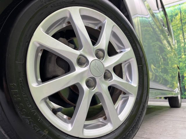 �y����14�C���`�A���~�z�C�[���z�O�ςɃ}�b�`���������A���~�z�C�[���𑕒����Ă���܂��B�e��ЊO�A���~�z�C�[����A�X�^�b�h���X�^�C�����戵�����Ă���܂��B���񂲑��k����������