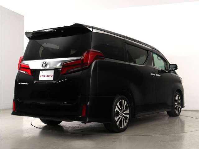 当店では、厳選された車両のみ展示しております。アルファード・ヴェルファイアに特化した専門店ならではの豊富な在庫の中から、お気に入りの一台をお探しください!
